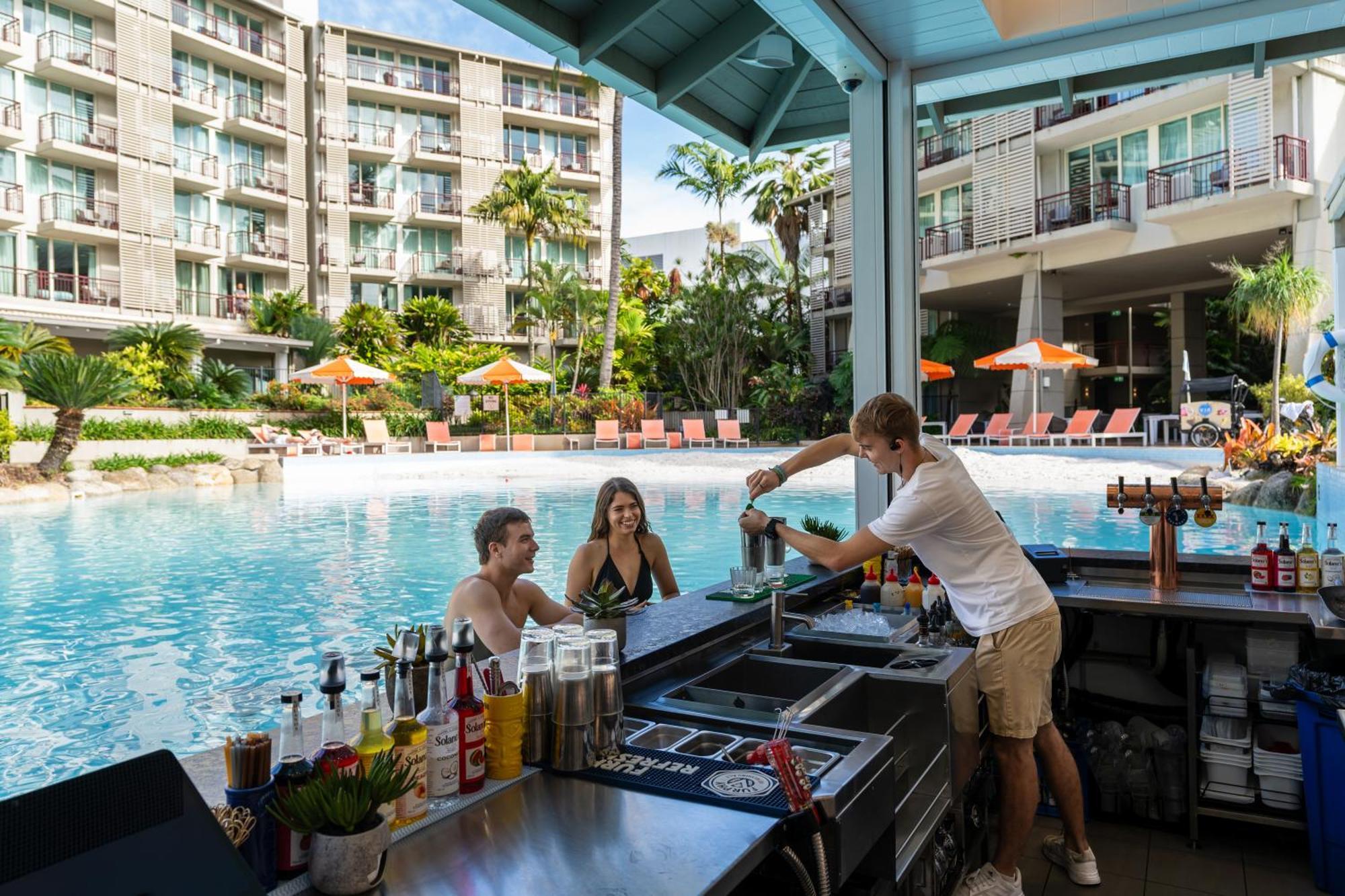 Novotel Cairns Oasis Resort Exterior foto