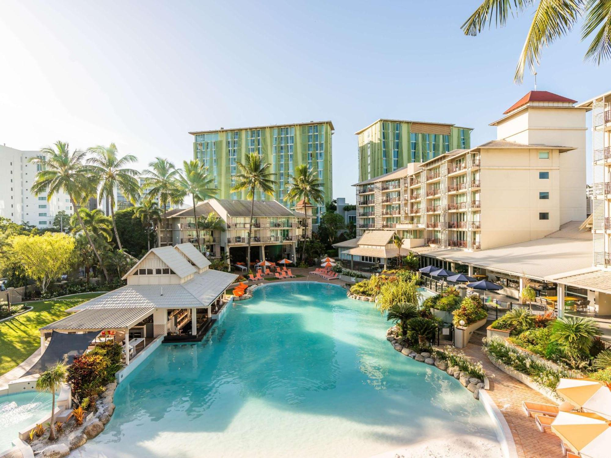 Novotel Cairns Oasis Resort Exterior foto