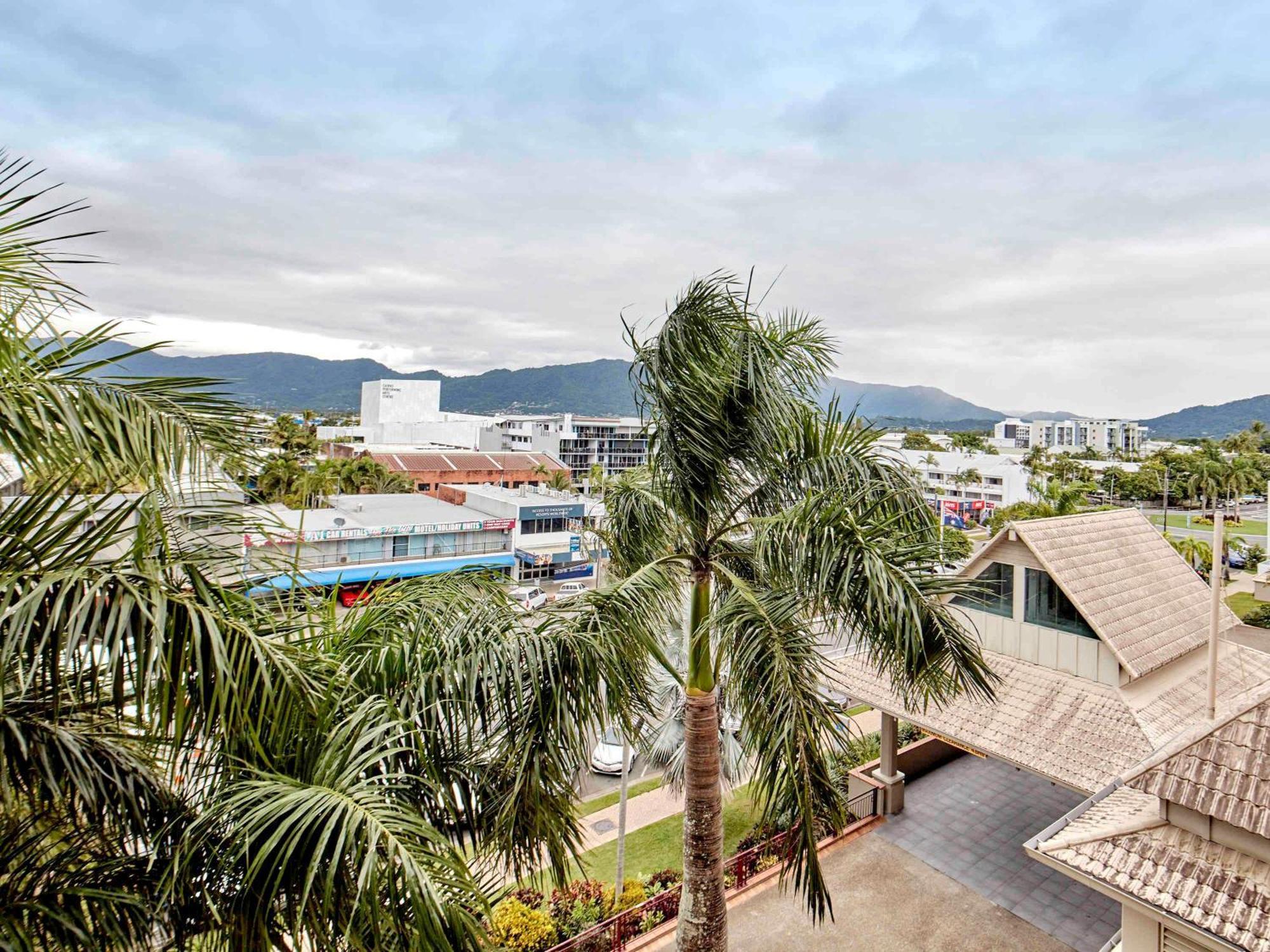 Novotel Cairns Oasis Resort Exterior foto